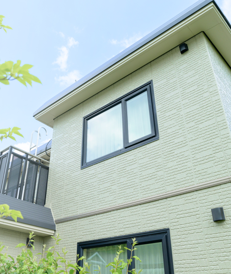 お住まいの屋根や外壁のお悩みやおこまりごとは杉建が解決します！